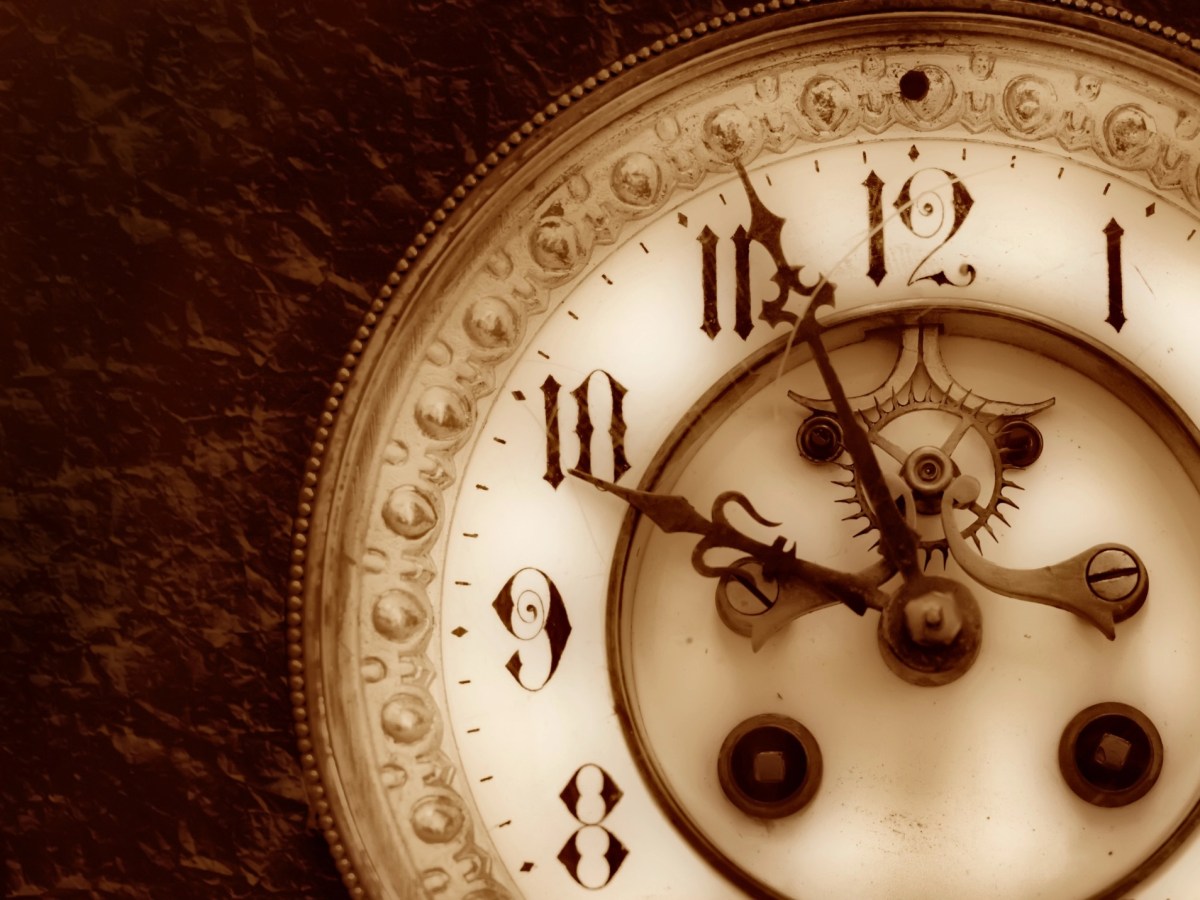 Confessions of a Wall&nbsp;Clock